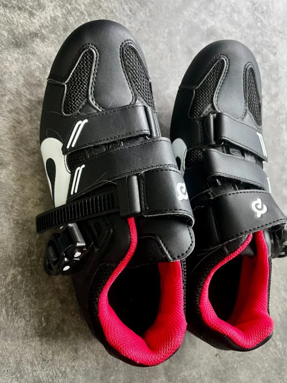 Peloton Original Cycling Shoes Black Red Size 38 - Like New!